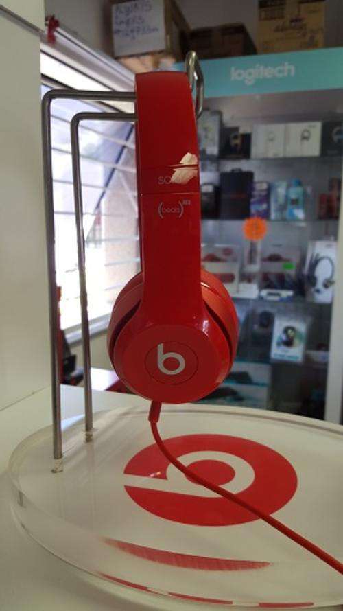 Beats By Dre, red demo unit (Never been used) hard wired