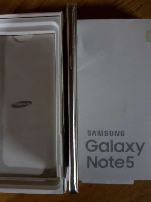 Samsung Note 5 32GB Boxed + Fast Charger + Tempered Glass + Body Glove Cover - excellent condition