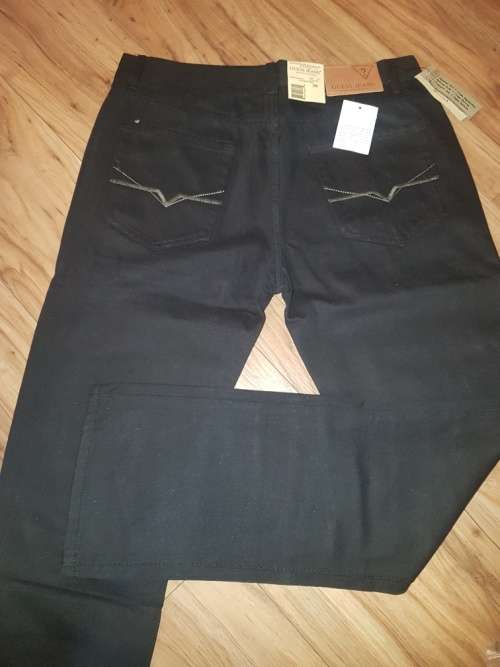 GUESS JEANS SIZE W40 - Brand New - Mens Jeans (Black)