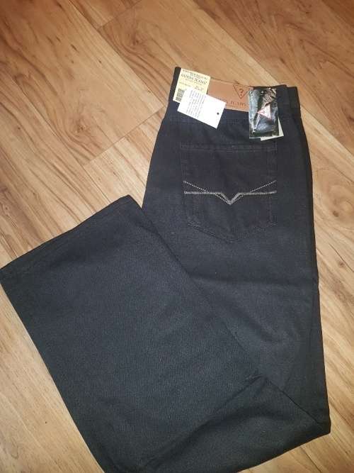 GUESS JEANS SIZE W40 - Brand New - Mens Jeans (Black)