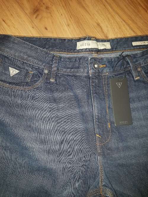 GUESS JEANS SIZE W36L34 - Brand New - Mens Jeans _ Blue