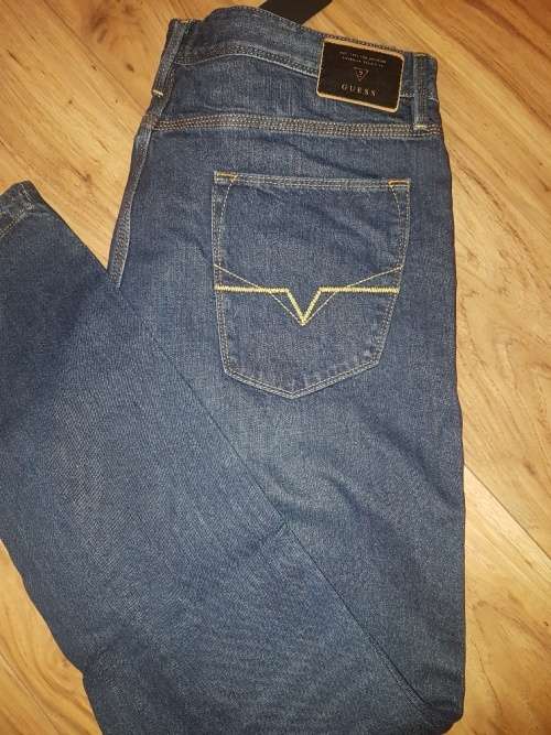 GUESS JEANS SIZE W36L34 - Brand New - Mens Jeans _ Blue