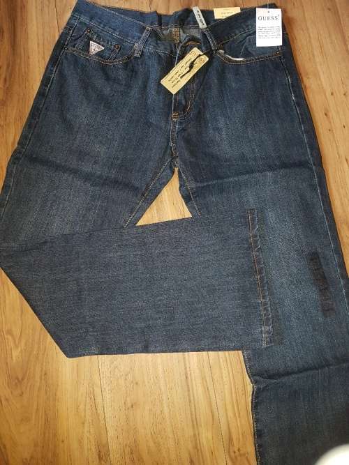 ORIGINAL GUESS JEANS SIZE W34L32 - Brand New (Regular Fit)