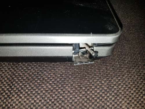 HP Probook 4530s - Core i3 - 700GB hard drive - Please Read