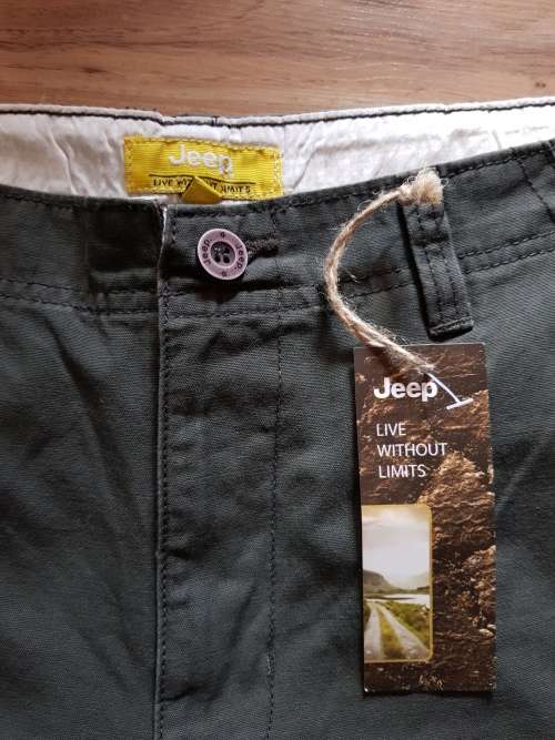 ORIGINAL JEEP - Mens Pants (long) - SIZE 34 - Brand New - Olive
