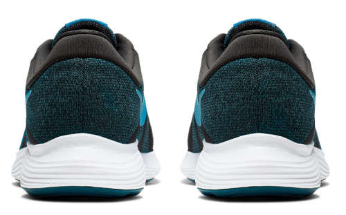 Original NIKE REVOLUTION 4 EU - Size UK 8