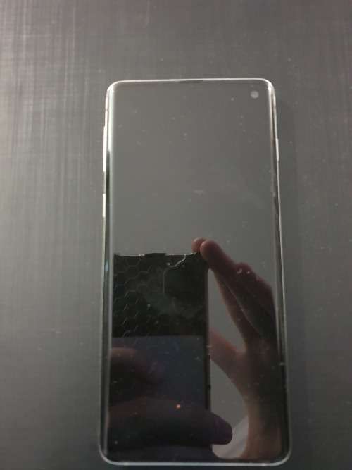 Samsung Galaxy S10 128GB - Mint Condition - with box and accessories