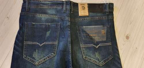 DIESL SKINNY JEANS - DS7008# - Mens Jeans - SIZE 34 - Brand New