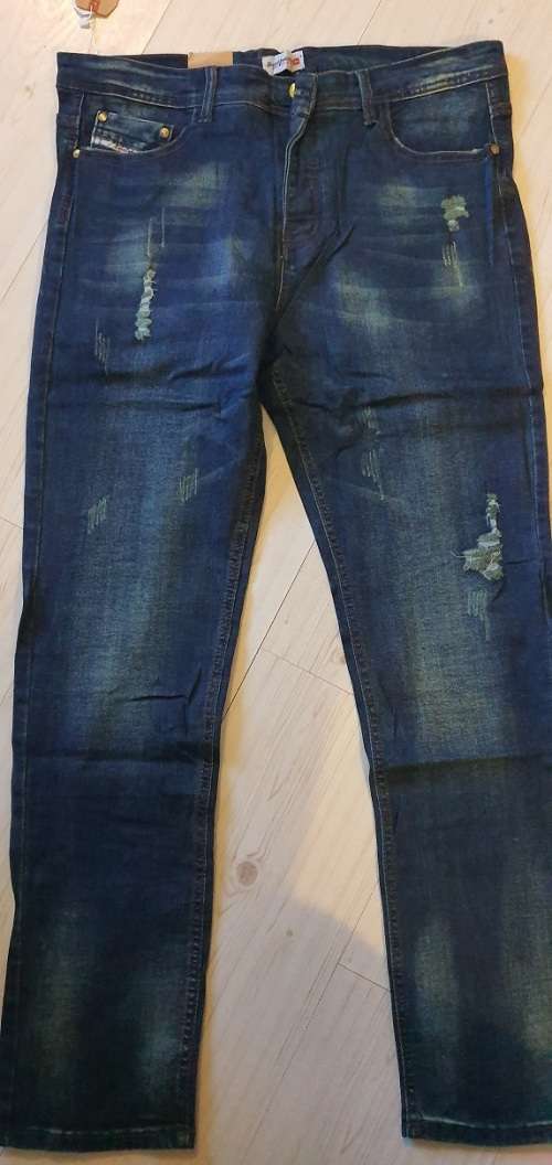 DIESL SKINNY JEANS - DS7008# - Mens Jeans - SIZE 34 - Brand New