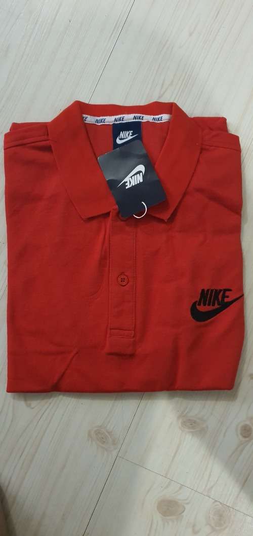 Nike Slim Fit - Large - Brand new - with tags (Red)