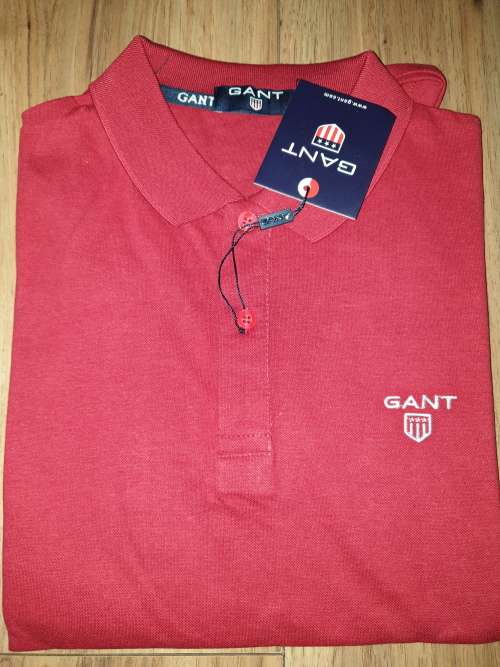 Gant Slim Fit - Small - Brand new - with tags (Maroon)