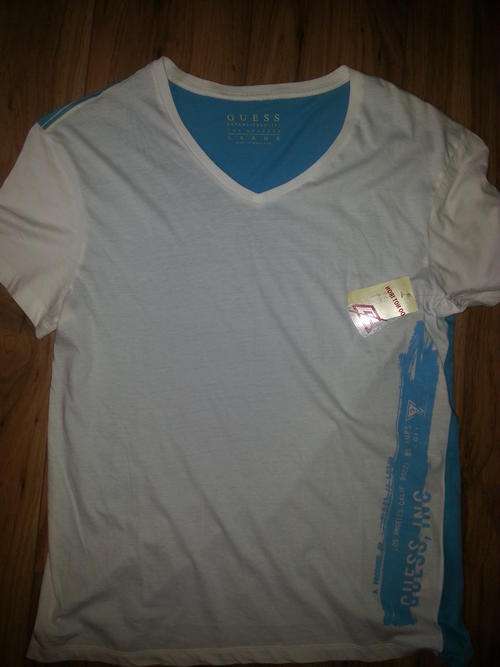 ORIGINAL - GUESS T-Shirt Large - Brand New
