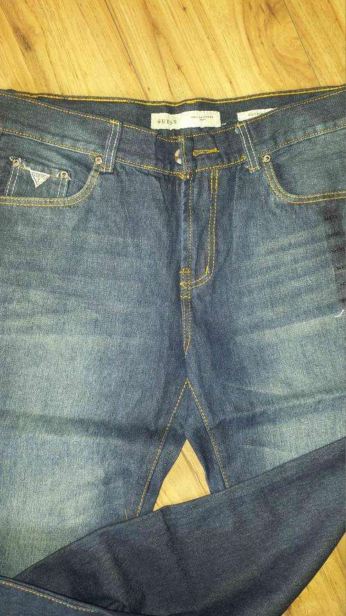 GUESS - Mens Jeans - W34L33 - Brand New