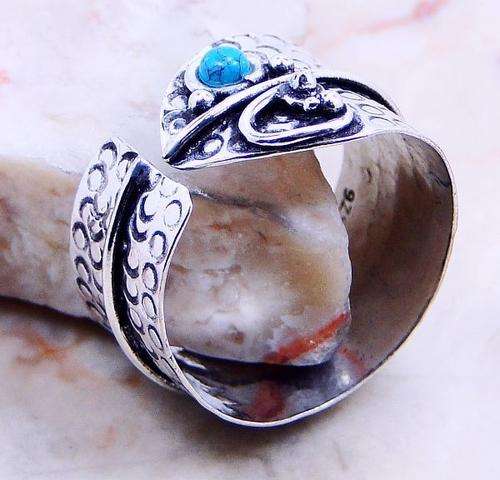 Free Shipping | TURQUOISE .925 SILVER RING US Size 9.5 ; (Z12168)