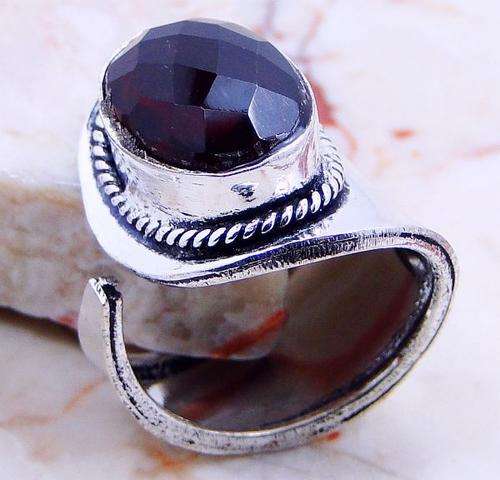 QUARTZ GARNET .925 SILVER RING US Size 8 ; (Z12597)