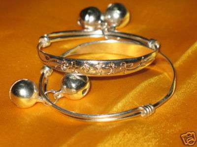 A pair of beautiful children imitation silver bracelet