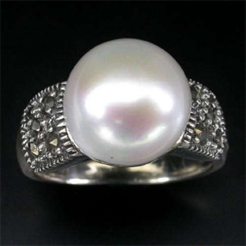 BEAUTY TOP CREAM WHITE PEARL GEMSTONE 925 SILVER RING - RING SIZE 7