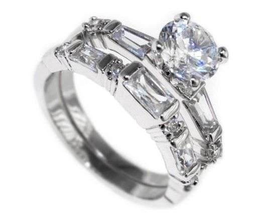 ** FREE SHIPPING **2.85CTW PRINCESS w/ BAGUETTES "WEDDING RING SET" size 7