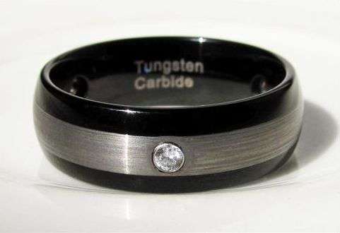 **FREE SHIPPING!**TUNGSTEN CARBIDE 3 STONE BRILLIANT CUT BRUSHEDBLK WEDDING RING   SIZE 13