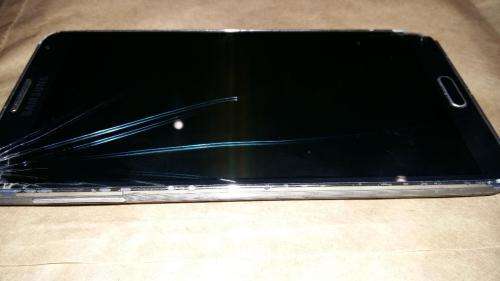 SAMSUNG GALAXY NOTE 3 (N9005 32gb) - DAMAGED LCD