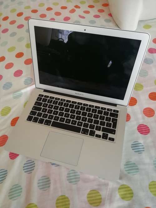 MacBook Air i5 (2015 model)