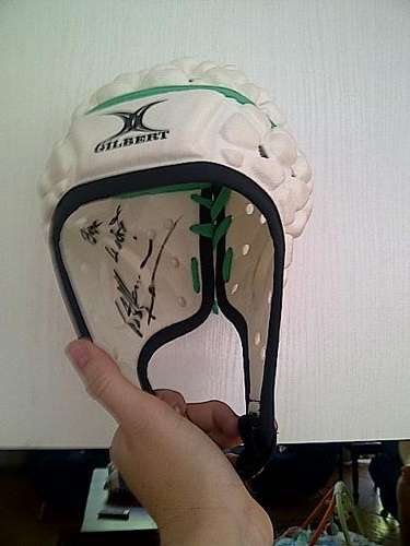 White Scrum Cap, signed by Springbok Allister Hargreaves! No reserve!