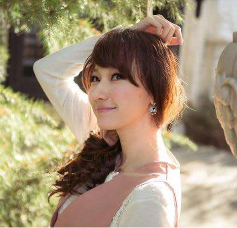 Beautiful Pearls Vintage Fashion Square Stud Earrings