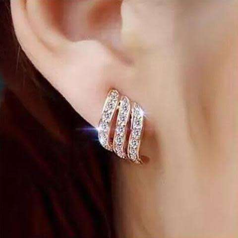 **Limited Stock**Stunning Korean Style Simple Crystal Stud Earrings