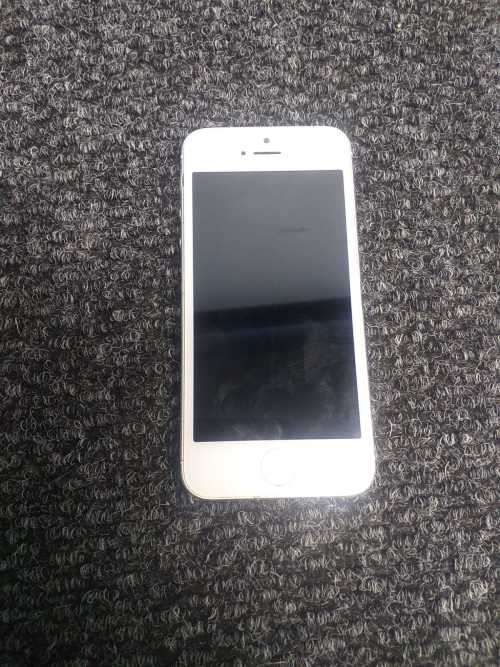 IPHONE 5 (READ!! READ!!)