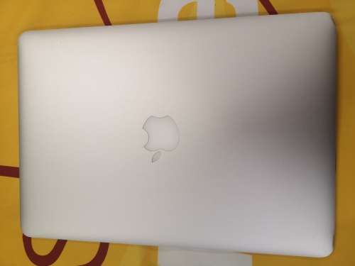 APPLE MACBOOK AIR 2017| INTEL CORE i5| 128GB STORAGE| 8GB RAM