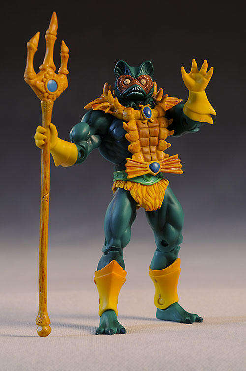 MASTER OF THE UNIVERSE CLASSICS MERMAN FIGURE