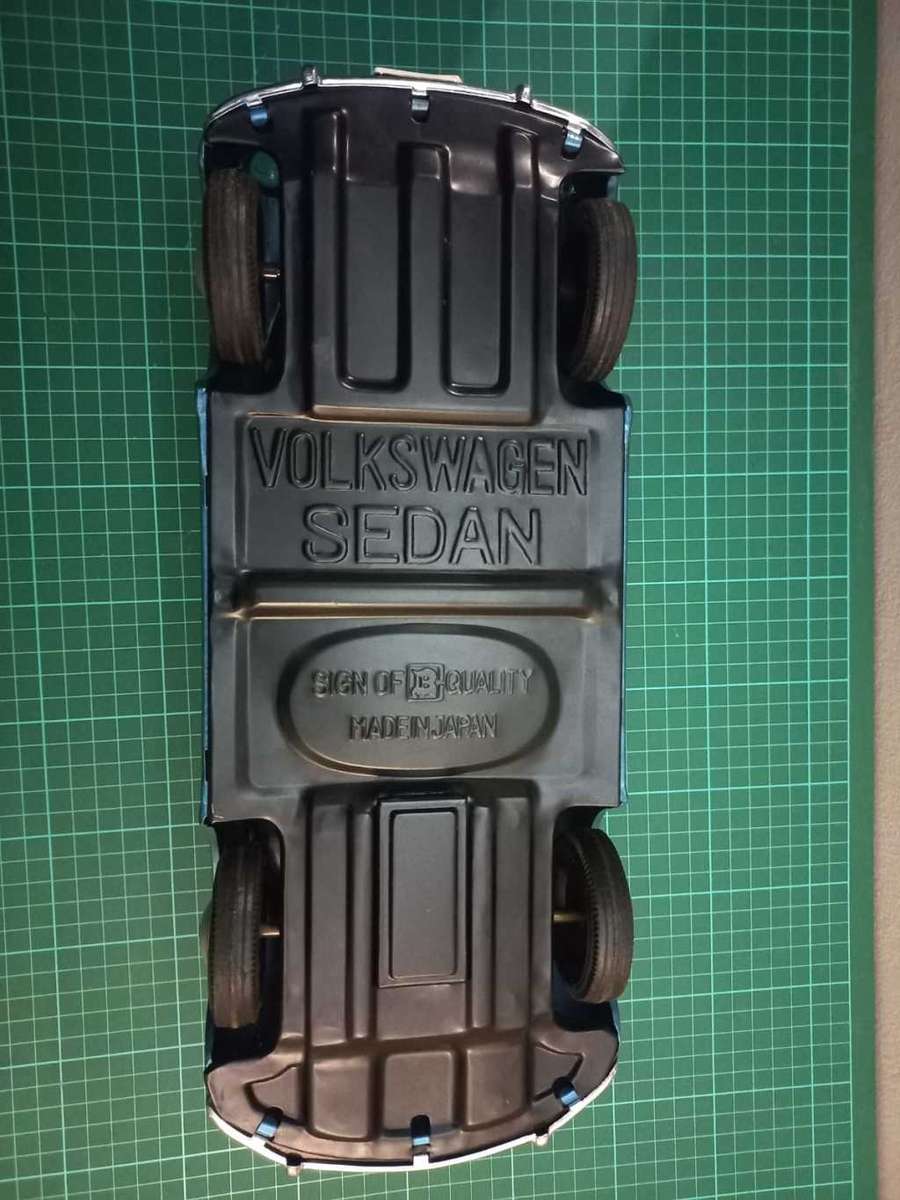 volkswagen beetle 2022 friction drive heavy gauge metal king size model car