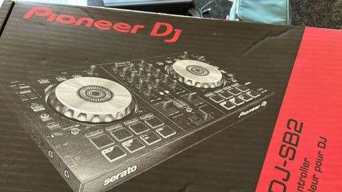 Pioneer DDJ - SB2 Controller
