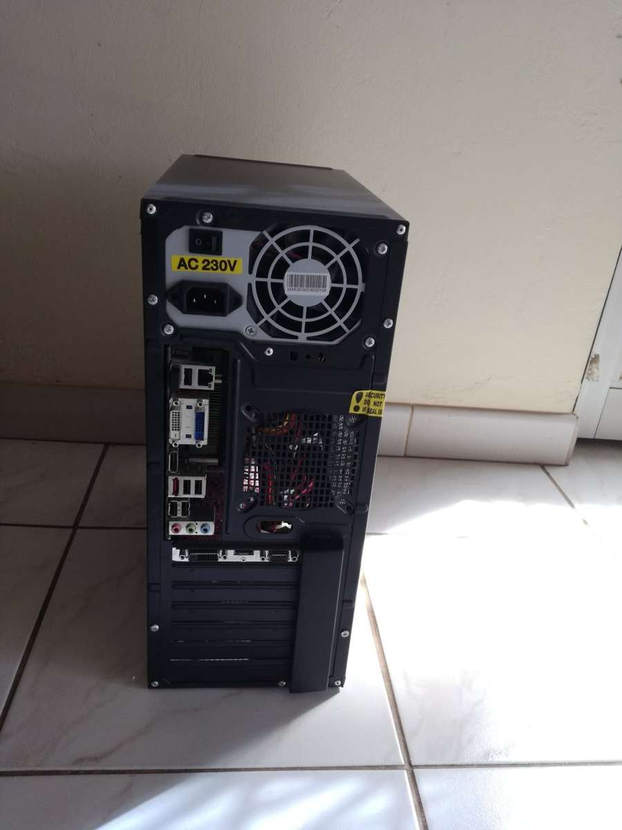 Gaming PC + Windows 10 + Games Worth 7K