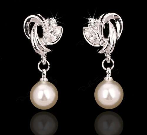 Christmas Sale - Stunning Designer Earrings and Chains NDF