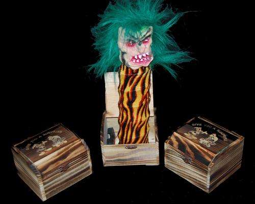 JACK IN  THE BOX - SCARY SURPRISE!!!