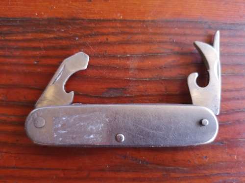 SADF folding knife - damaged