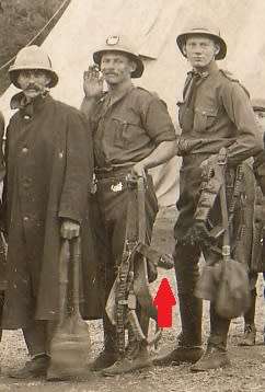 British / Colonial Brown Leather Bayonet Frog