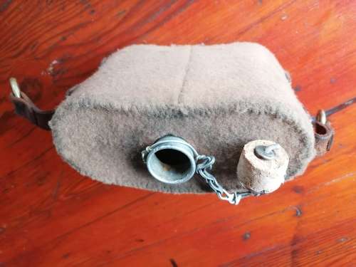 RARE British / UDF 1900 `India Pattern` water bottle