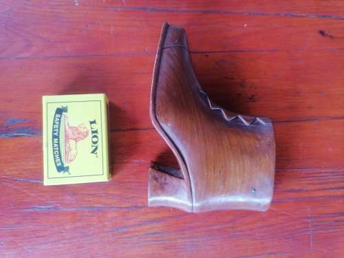 Boer POW shoe trick box