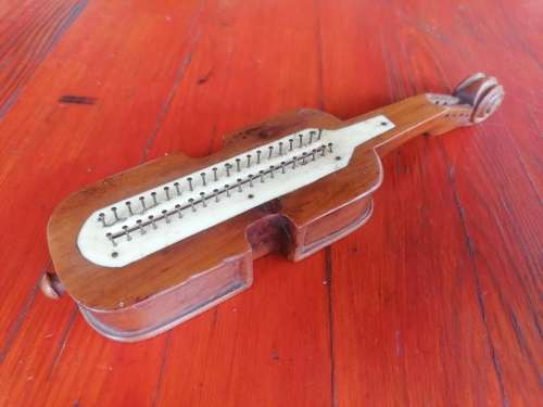 Boer POW crochet block in violin form