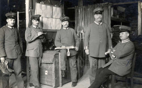 German WW1 Bayonet Frog