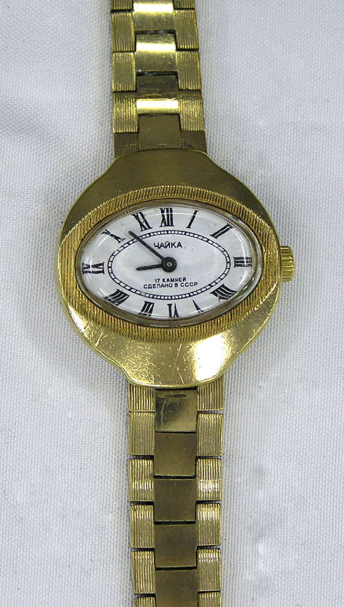 Rare - 1970`s Russian Chaika Gold Tone 17 Jewels Ladies`s Mechanical Watch