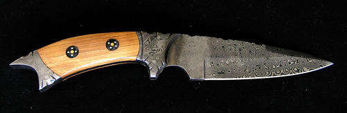 Custom Hand Made Damascus Steel Hunting/Skinning Knife - One Of a Kind!
