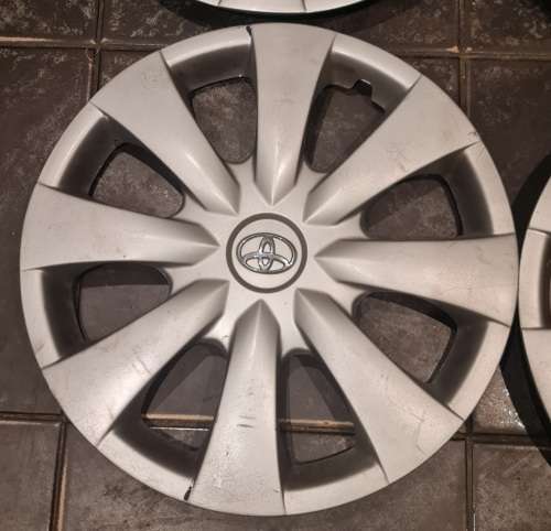 Toyota corolla hubcaps