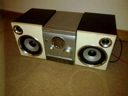 **Crazy R1** SINOTEC MICRO DVD-HIFI COMBO**