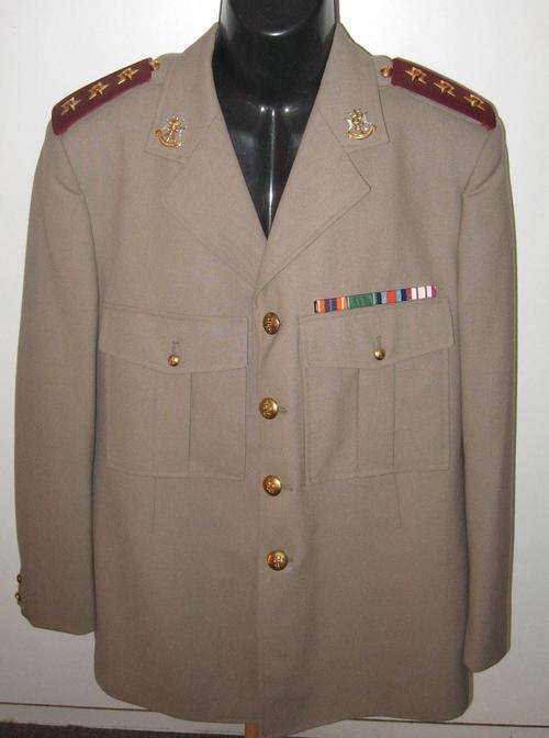 Old SADF military uniform - pre 1994 - SOUTH AFRICAN MEDICAL SERVICE - captain rank