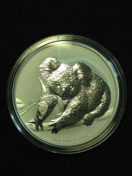 AUSTRALIAN KOALA BEAR 1 DOLLAR 1oz .999 SILVER.