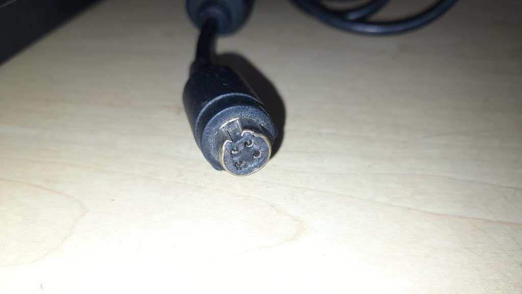 19V 9.5A 180W 4 PIN Laptop AC Adapter Charger for Toshiba Qosmio