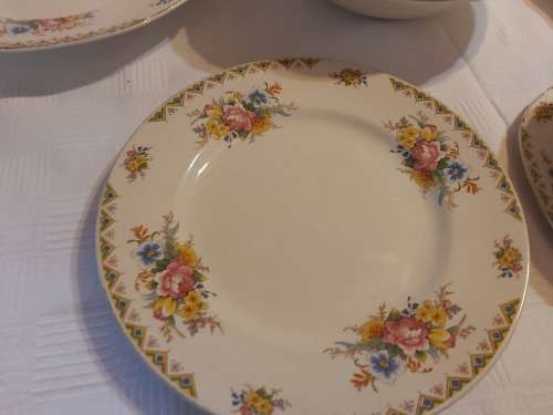 MIX SET OF 9 - Ivory ware & Royal ware -John Maddock & Sons (made in England )